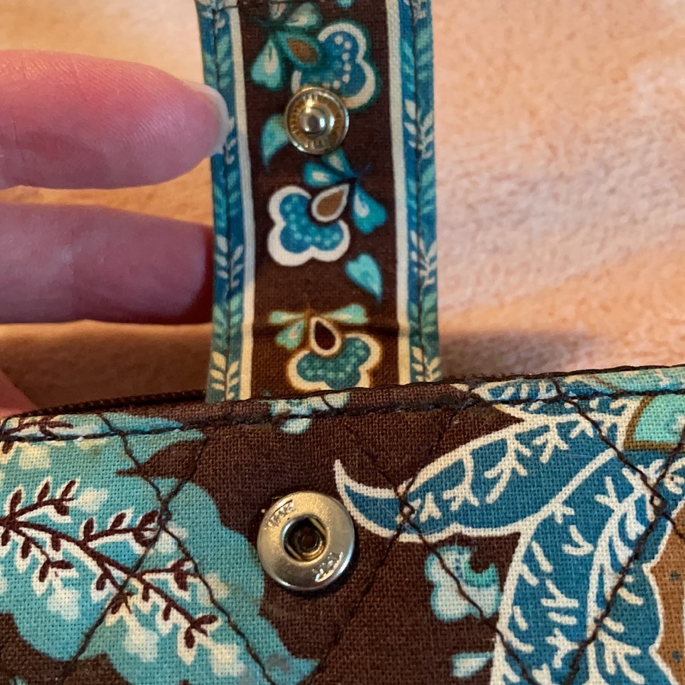 Vera Bradley Wallet - Picture 5 of 5